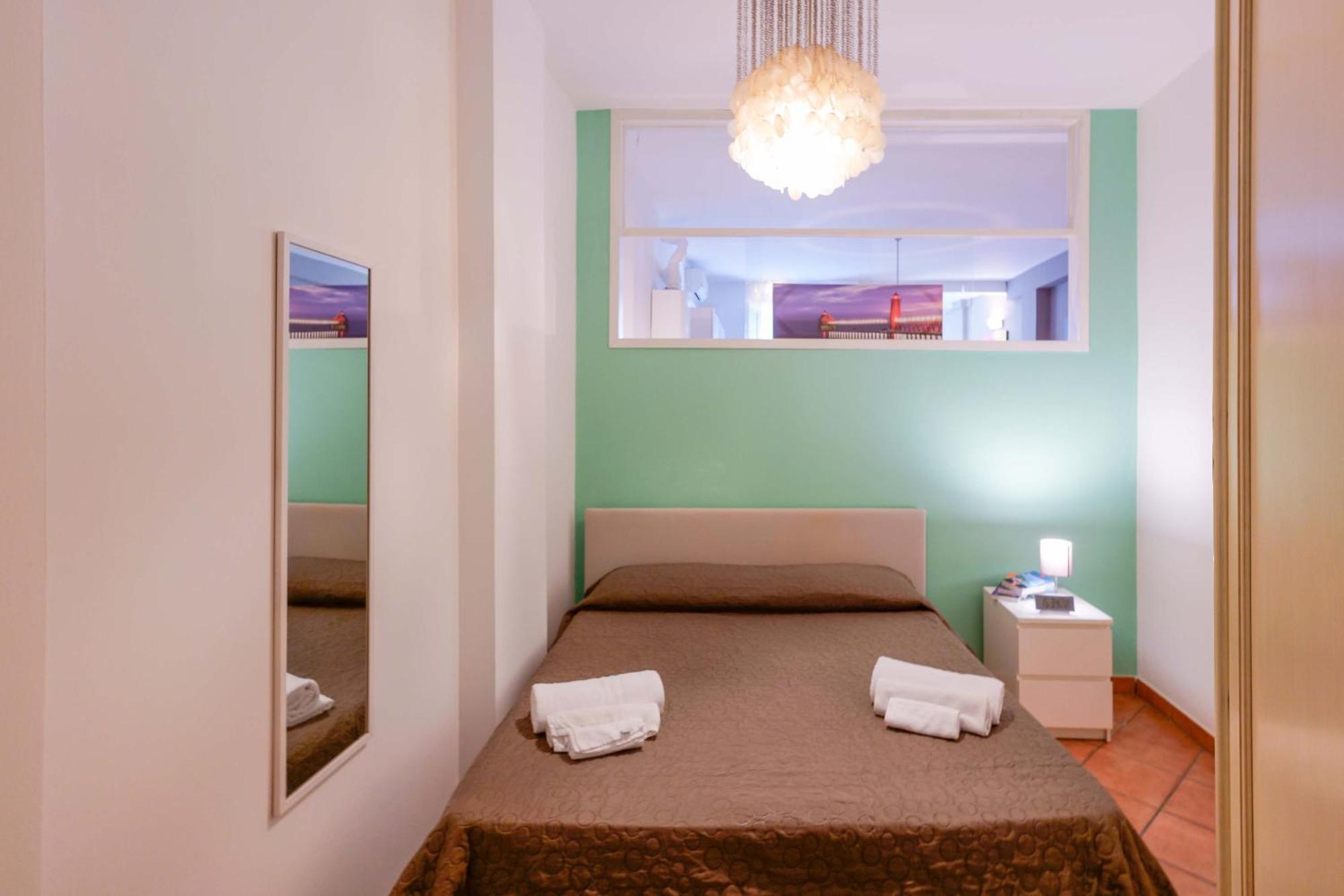 Zamboni 58 Apartment - Zona Movida بولونيا المظهر الخارجي الصورة